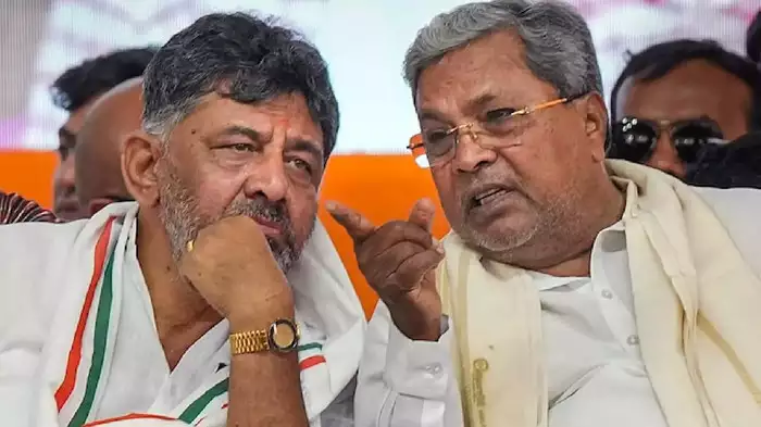 DK Shivakumar & Siddaramaiah